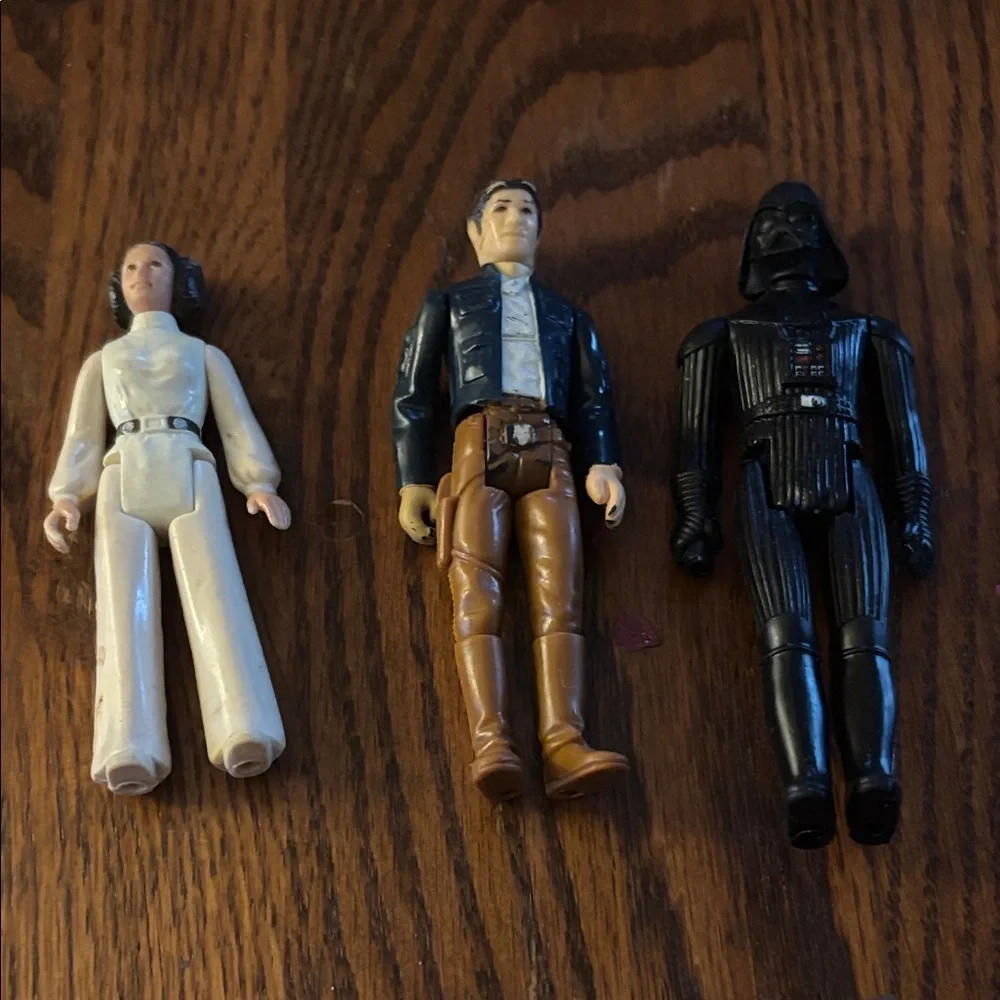 Star Wars Vintage Action Figure Set - Original dated 1977 and 1980. - Picture 1 of 2
